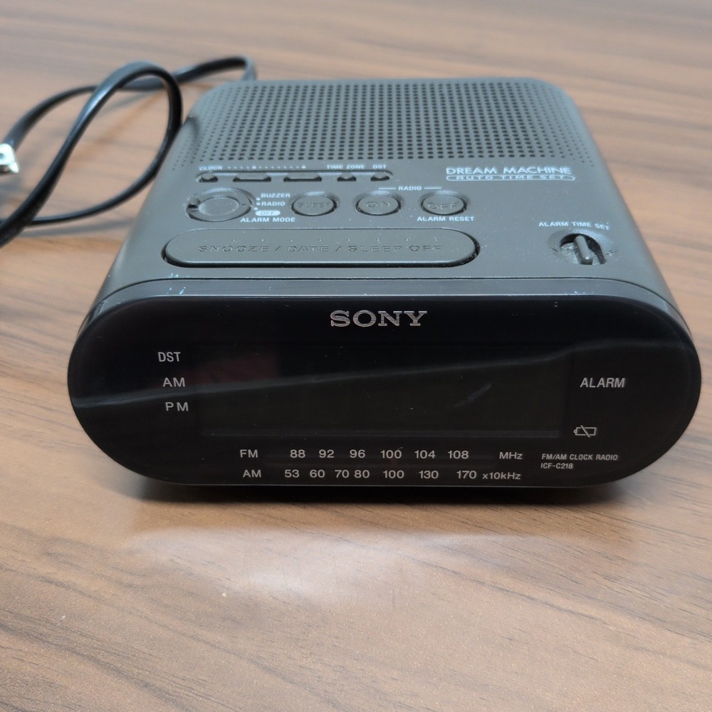 SONY ICF-C218 Dream Machine AM/FM LED Alarm Clock Radio Snooze Battery
